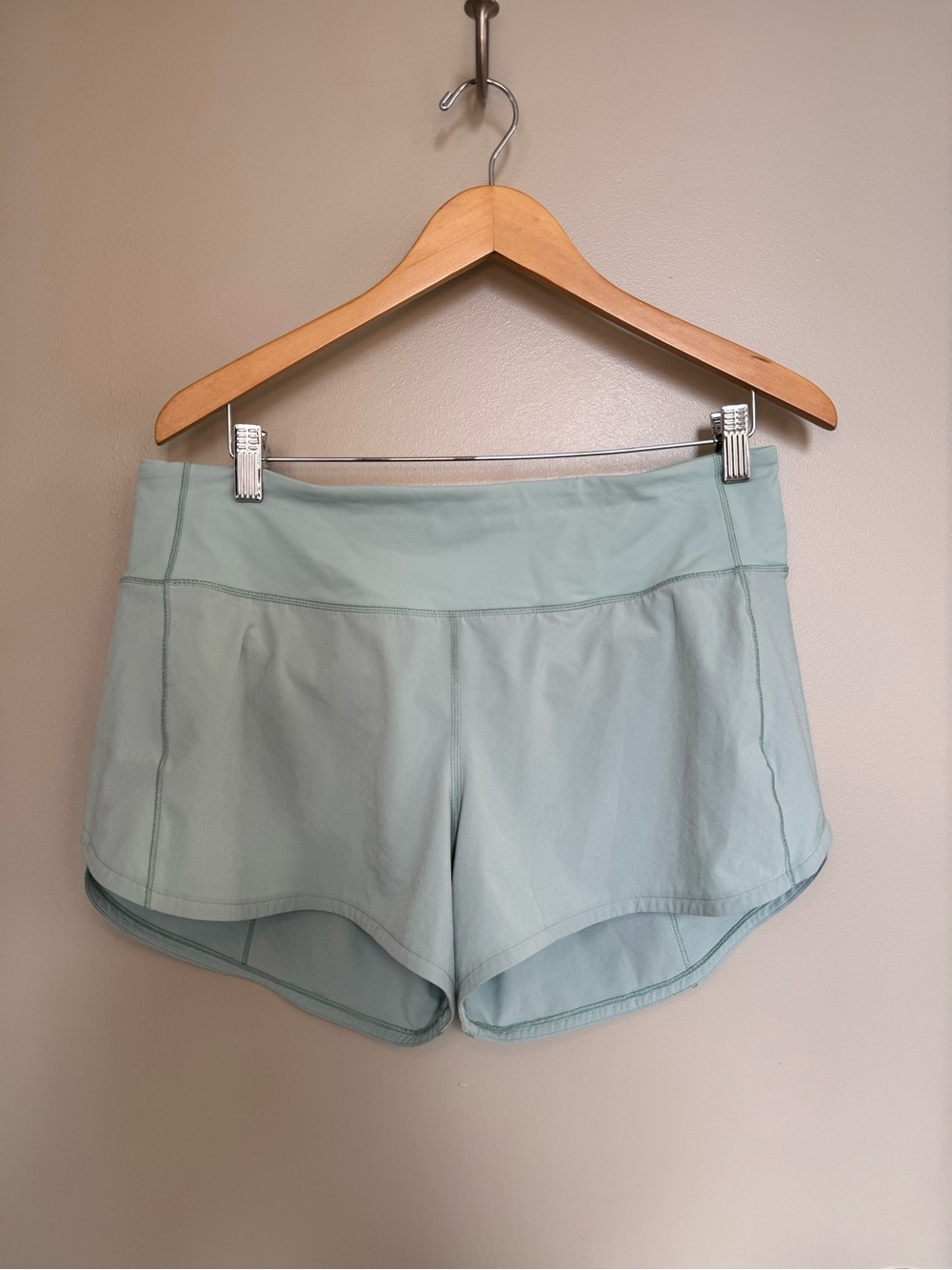 Lululemon Speed Up Short